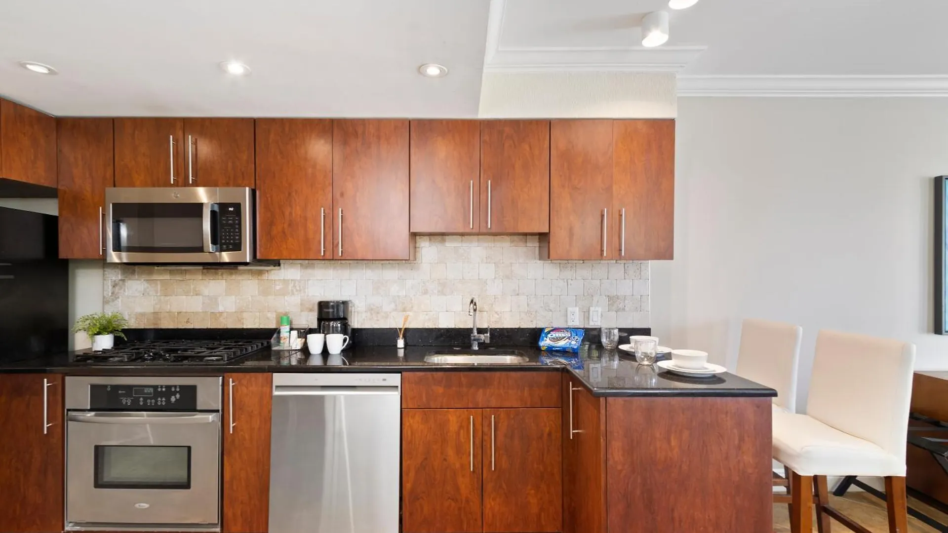 פאלם ביץ' Divi Village Condo 6 J.E. Irausquin Blvd 93 0*, פאלם ביץ' ארובה